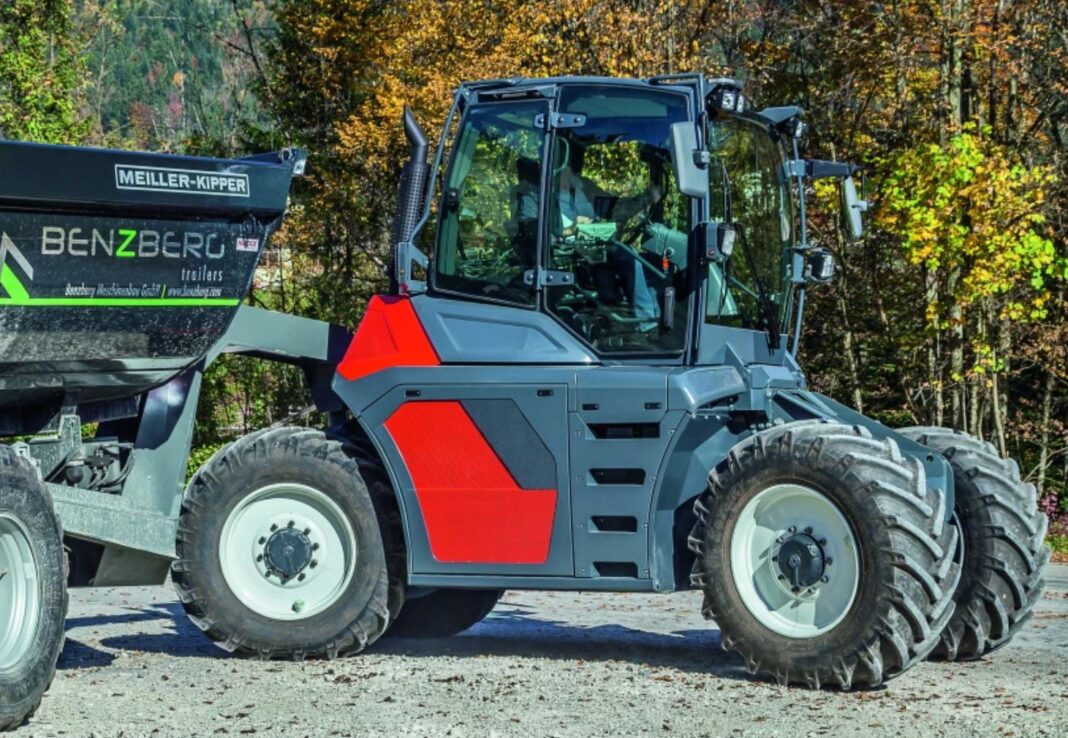 Video! Investiție de 400 de milioane de euro la Arad într-o fabrică de tractoare