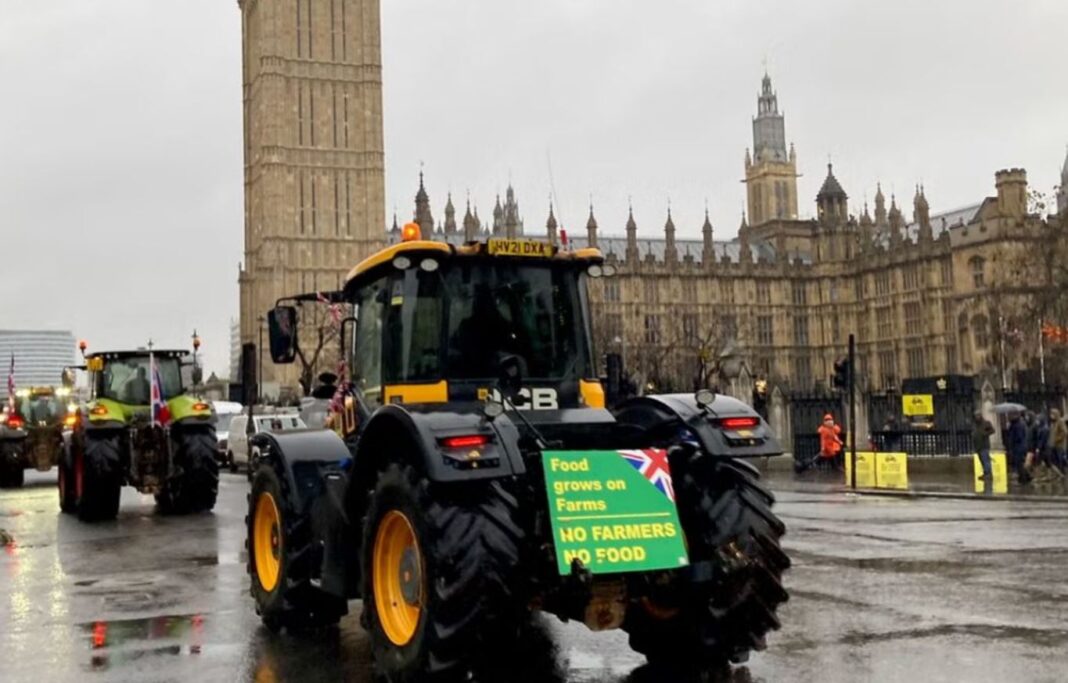 Fermierii britanici vor mărșălui marți în Piața Parlamentului din Londra