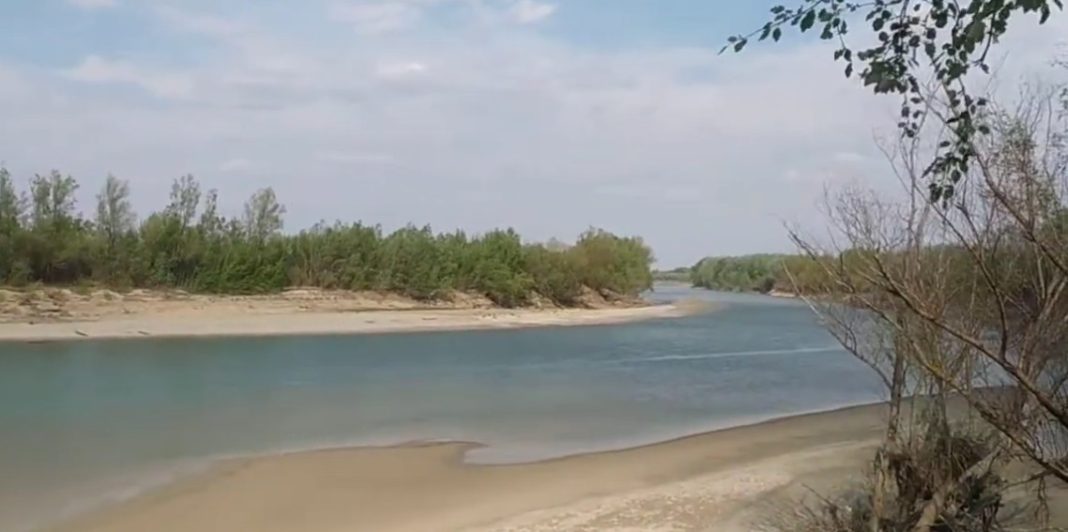 Cadastrul apelor: prima bază de date digitală unitară a cursurilor de apă din România rauri ape cadastul apelor romane