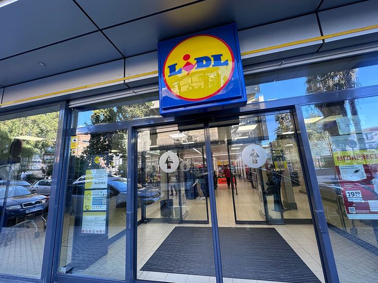 Înghețata produsă în România ajunge în șapte țări europene prin rețeaua Lidl Înghețata produsă în România ajunge în șapte țări europene prin rețeaua Lidl